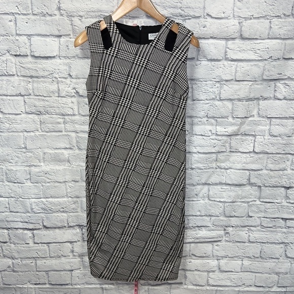 Carmen Marc Valvo Black & White Houndstooth Knit Midi Dress Sleeveless - Picture 6 of 13